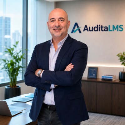 Ricardo Alexis Lara Cabeza, fundador de AuditaLMS